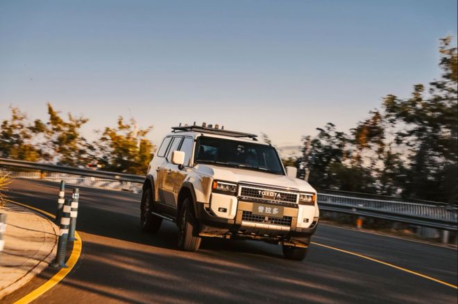 深圳站圆满收官越野传奇续写新篇章新葡京网上赌场丰田普拉多英雄会(图2) 深圳站圆满收官越野传奇续写新篇章新葡京网上赌场丰田普拉多英雄会(图2)